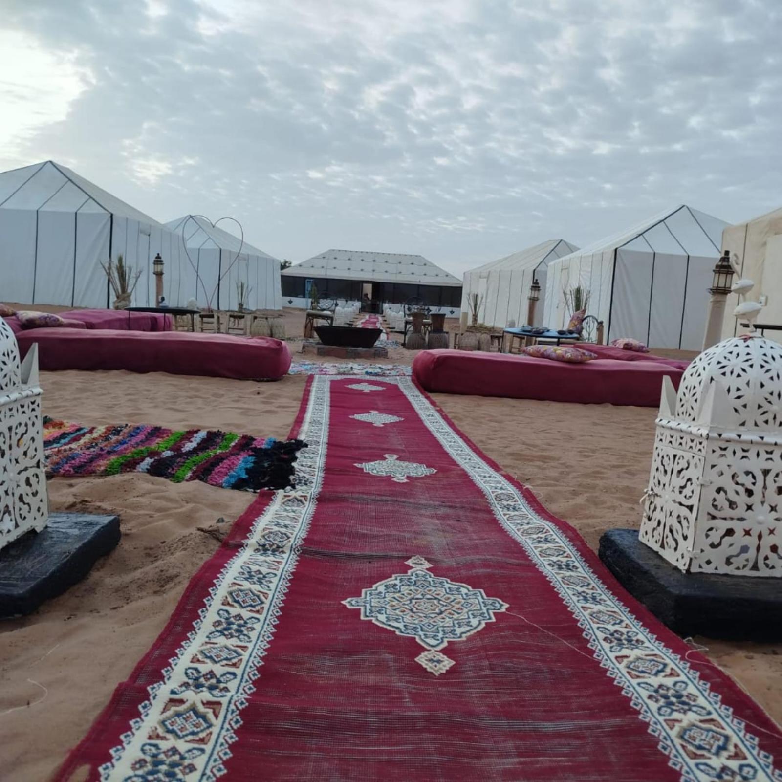 Desert Romantic Camp Merzouga Eksteriør bilde