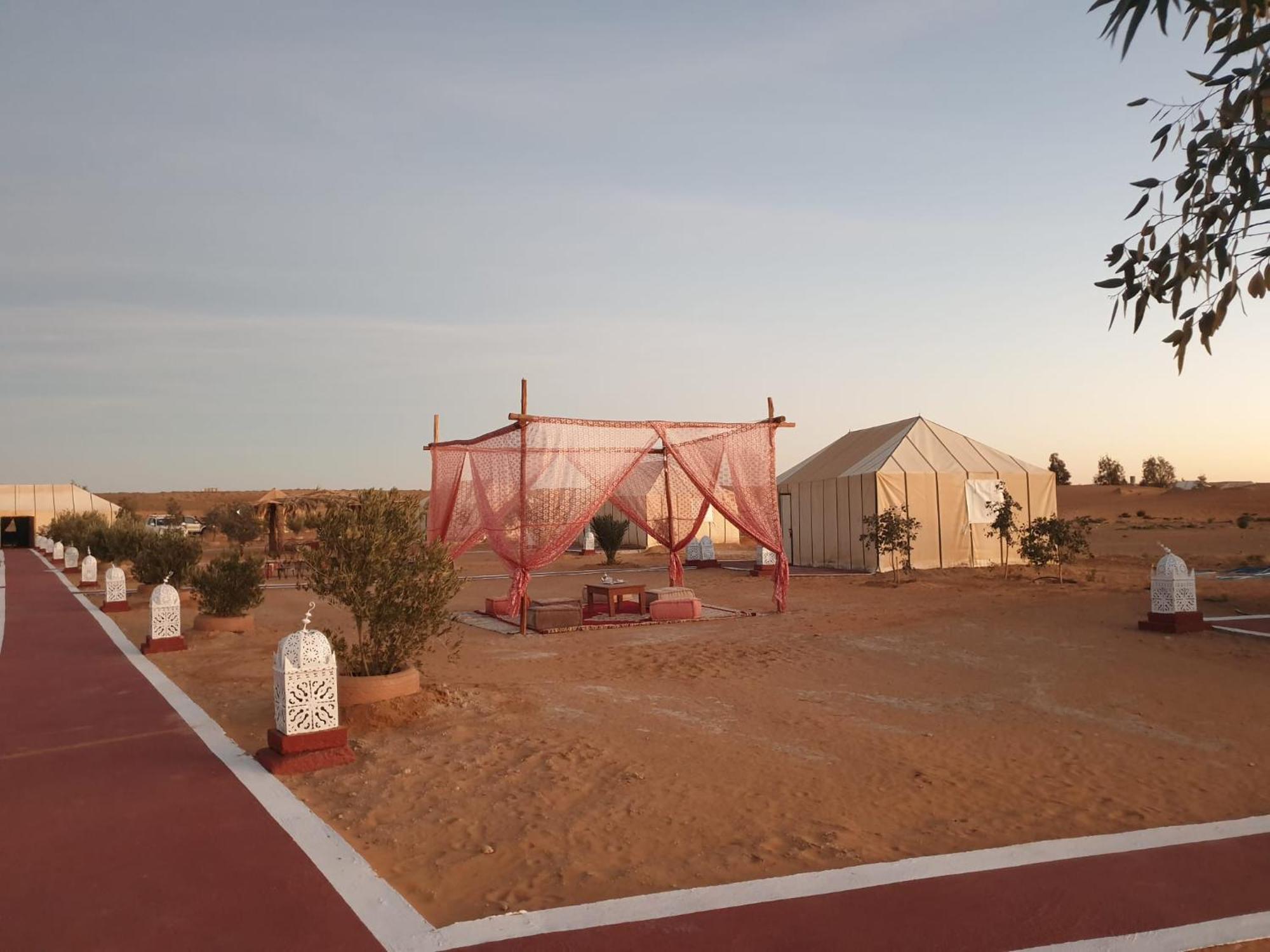 Desert Romantic Camp Merzouga Eksteriør bilde